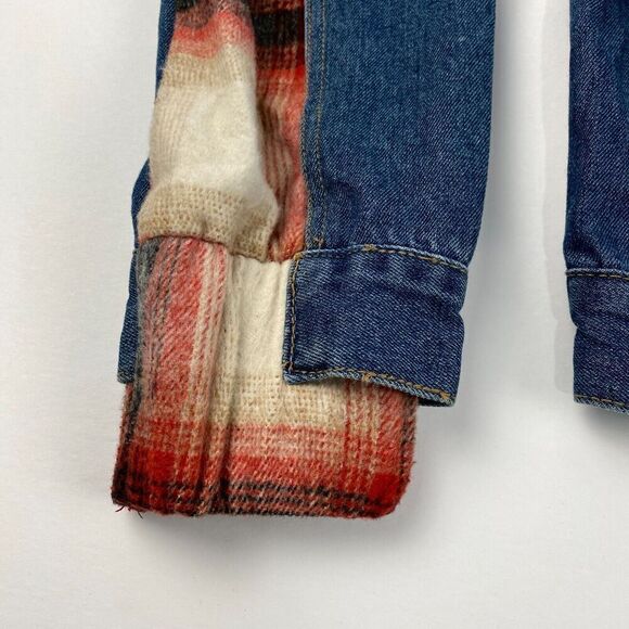 BKE Jacket Women Sz XS Relaxed Jean and plaid flannel Boho Trucker outdoor Blue - Picture 12 of 14